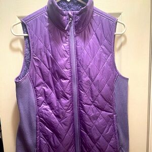 L.LBean women’s small vest